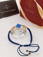 اساور.. خيط.. سحاب من ماركه ..فان كليف