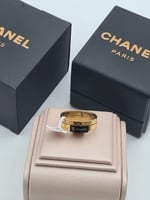 خاتم من ماركه شنيل مع الملحقات