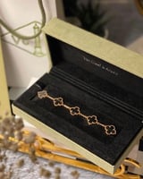 اسواره فإن كليف ماستر نسائي فخم