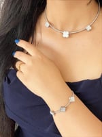 طقم نسائي شكل فانكليف 2قطع مميز