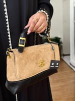 شنط شانيل درجه اولى الوان مختلفه حجم كبيره الاكثر...