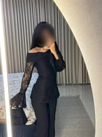 جمبسوت. بلوزه وبنطلون