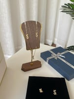 سلسال عنق نسائي سالوران