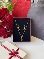 سلسال عنق نسائي سالوران