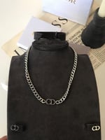 سلسال عنق نسائي ديور