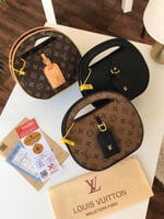 عرض ع شنط لويس