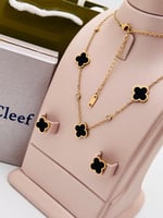 عرررررررض اكسسسسورات نسائيه ماركة فان كليف