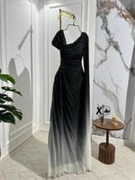 فستان سهرة نوع القماش _ شيفون مموج لمعه