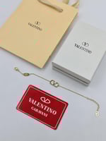 أساور__نسائي جديده من ماركات فالنتينو