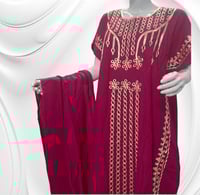 عرض ملابس اشكال وموديلات مختلفه