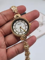 ساعات فرزاتشي النسائية