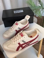 عروض اليوم الوطني على الشوزات