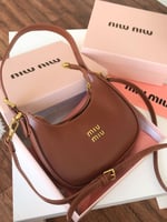 ميوميو الهبة شنط ميوميو الجديد هاكوالتي بعلبة الما...