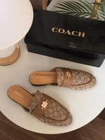 شوزات ماركة COACH