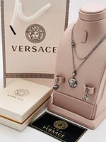 ثلاثه اطقم اكسسورات فقط ب 220 ريال