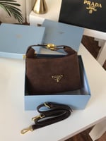 برادا الهبة شنط برادا الجديد بعلبةالماركة