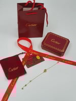 أساور نسائية ... منوعه مع ملحقات الماركه..