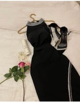 فستان اسود خامه كريب واكسسوار اصلي