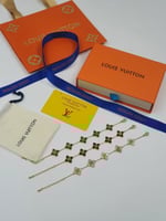 أساور نسائية ... منوعه مع ملحقات الماركه..