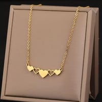 اهدي من تحب سلسال قلب روعه.