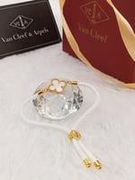 اساور.. خيط.. سحاب من ماركه ..فان كليف