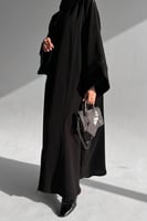 القماش كريب ملكي + طرحة