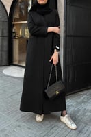 القماش جوخ + كتان +طرحة