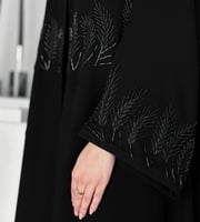 القماش كريب ملكي + طرحة