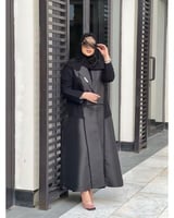 القماش تفته واقفه+ وكريب ملكي +طرحة