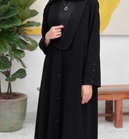 القماش كريب ملكي + طرحة