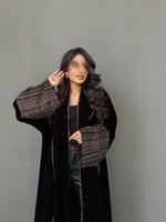 عباية أنيقة - مخمل مع كم كشميري