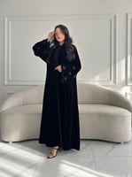 عباية مخمل شتوي- نص كلوش