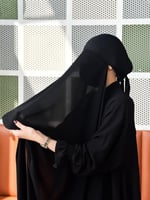 عرض 3 طرح حسب اختيارك