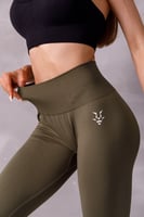 SOLID SEAMLESS LEGGINGS