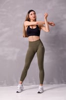 SOLID SEAMLESS LEGGINGS