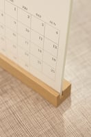 تقويم مكتبي وبطاقات شهرية قابلة للكتابة