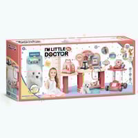 عيادة بيطرية للأطفال مع جرو وعربة