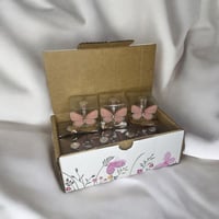 بوكس توزيعات الفراشات 8 قطع