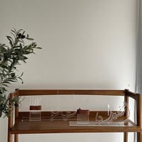 ستاند اسم 3d مع ظرف