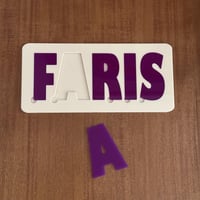 بزل الاسماء اكريلك