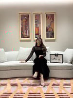 فستان جوخ اسود اكمام تطريز