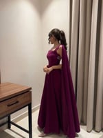 فستان عنابي