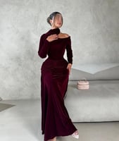 فستان فيلفت المها الخمري