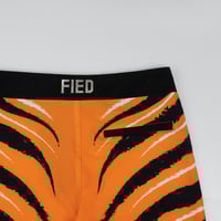 شورت فيزيك تياقر نمري برتقالي مميز V3