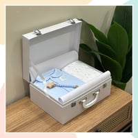 هدية مولود ماركة ( جونيورز )