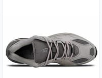 شوز نايكي باللون الرصاصي