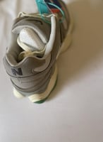 شوز نيو بالانس 9060 رصاصي