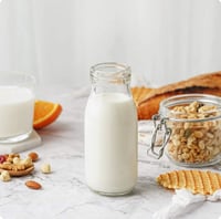 علبة زجاجية شفافة مع غطا شفاف سعة 500 مل/ العدد 6