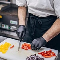 قفاز فينيل أسود مقاس (M) بدون بودر/العدد 70 قفاز