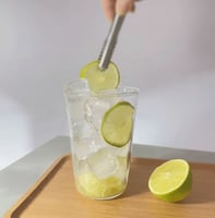 اكواب بلاستيك شفافة بقاعدة منحنية 14 أنز / العدد 5...